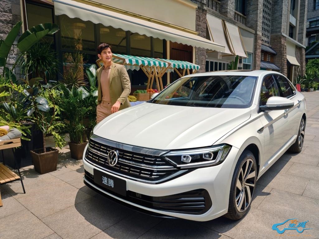 更低价格更强动力,速腾300TSI自动飞越版超值来袭